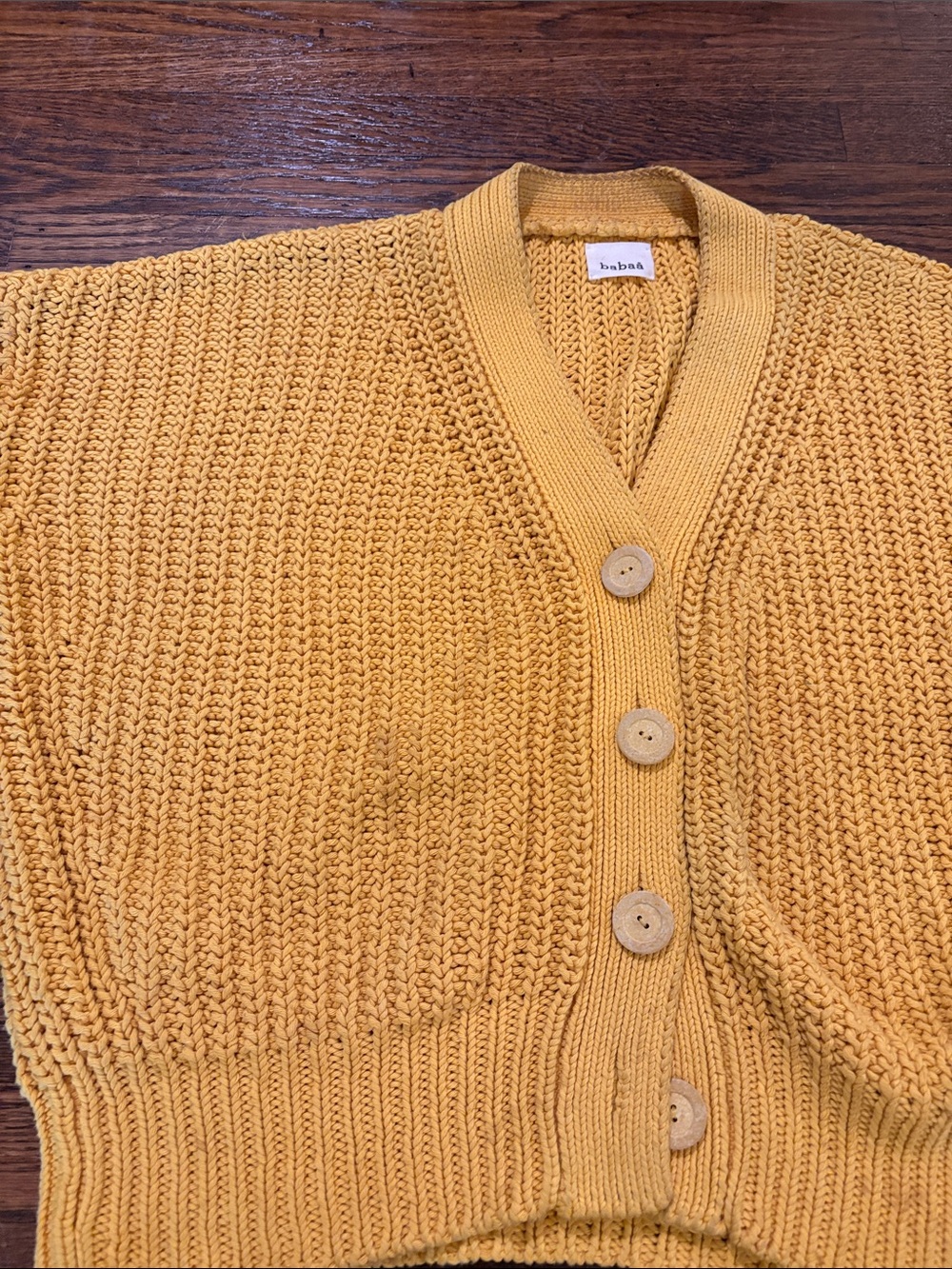 Babaa cardigan No18 in Yolk - Picture 2 of 6